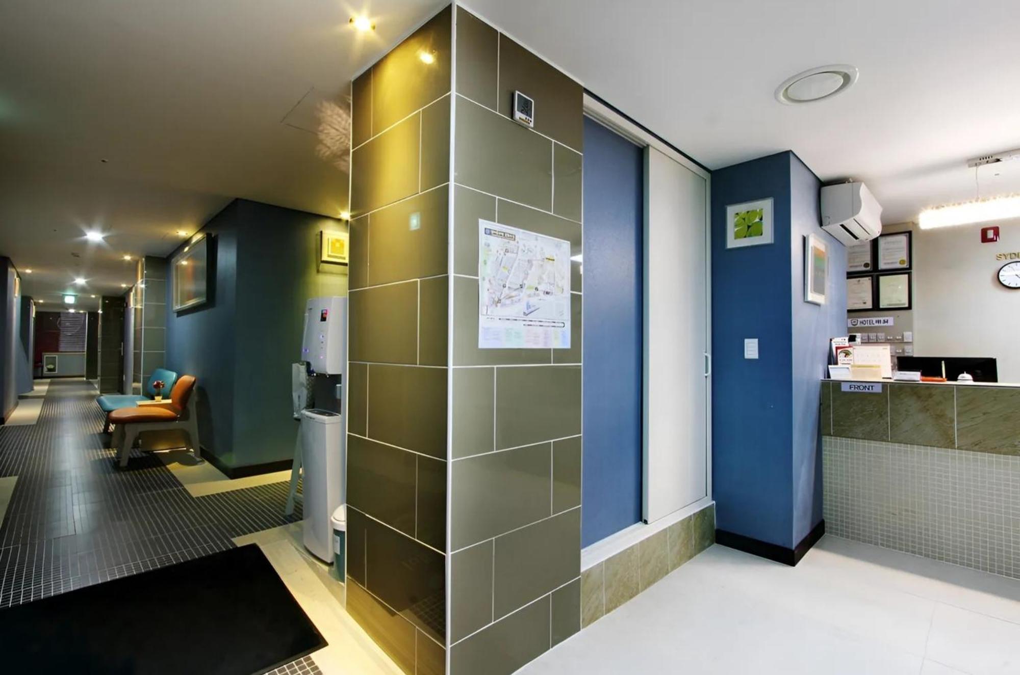Hotel Myeongdong Seoul Exteriör bild