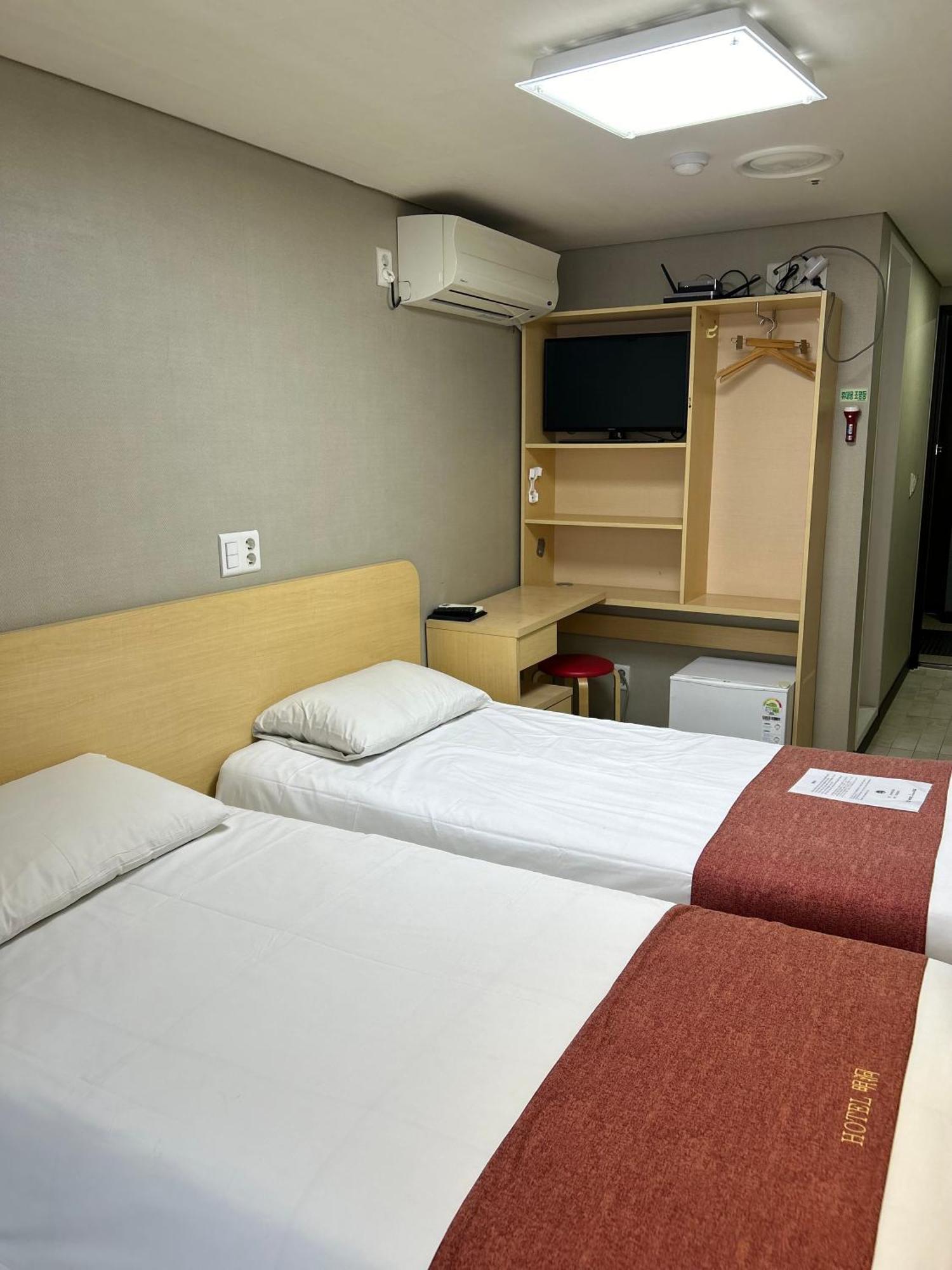 Hotel Myeongdong Seoul Exteriör bild